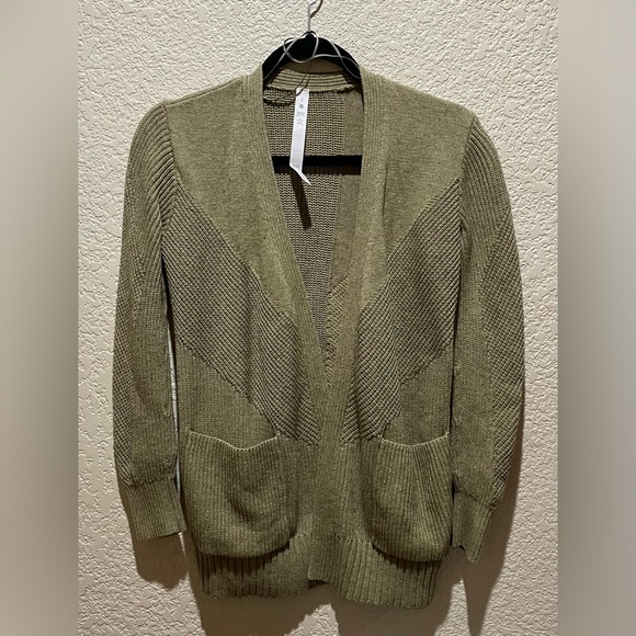 Lululemon Knit Texture Open Cardigan Sweater Olive Green Cardigan Sweater Size 2 - Picture 6 of 11